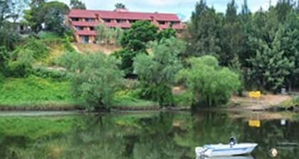 Windsor Riverview Inn
