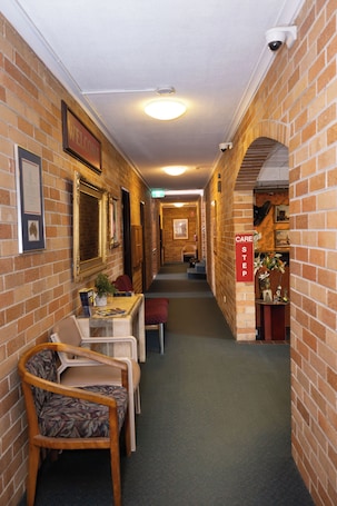 Hallway. Windsor Riverview Inn