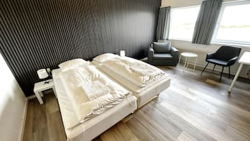 Ropa de cama hipoalergénica y escritorio