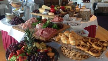 Gratis frukostbuffé varje dag