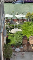 Suíte júnior, terraço, vista para o canal | Terraço/pátio