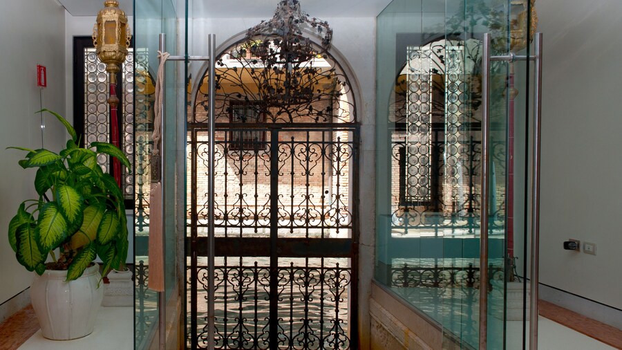 Ca' Nigra Lagoon Resort