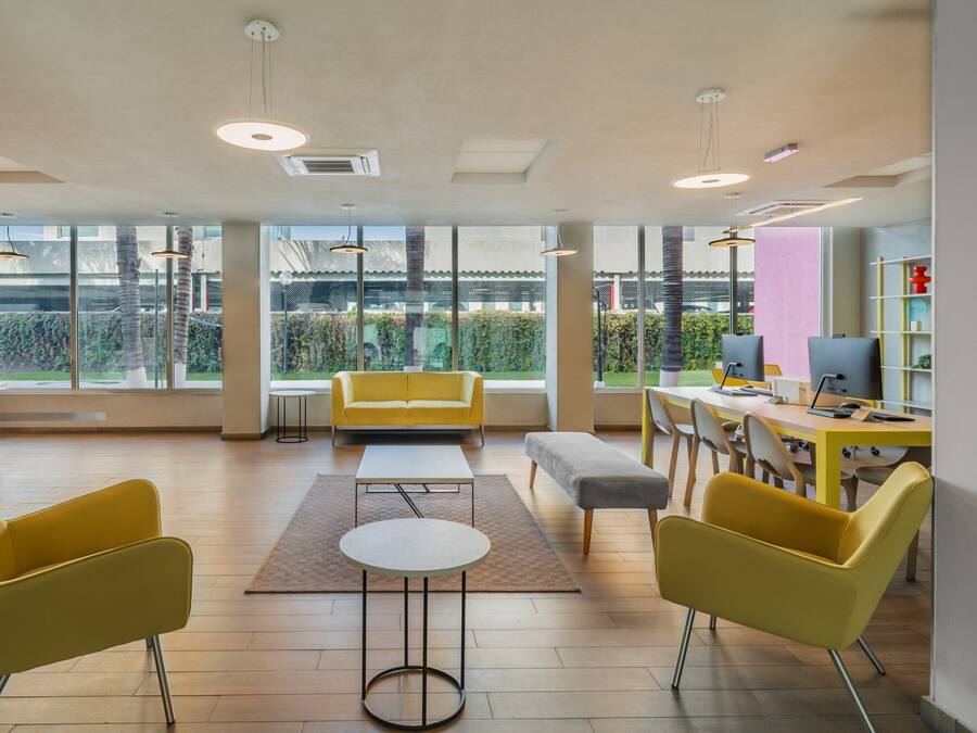 Ruang Istirahat Lobi