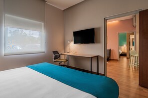Suite, 2 Bedrooms, Non Smoking | Minibar, in-room safe, desk, laptop workspace