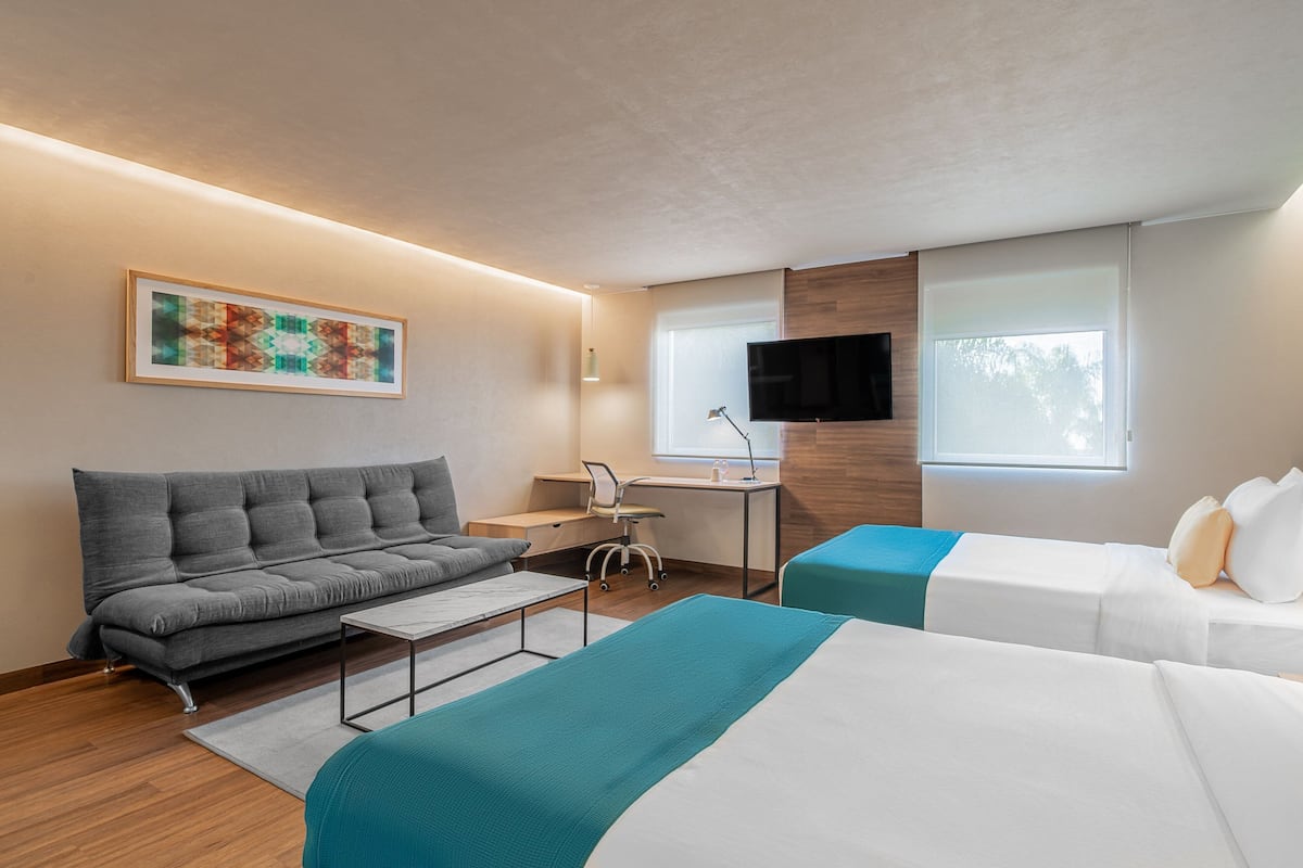 Suite, 2 Double Beds