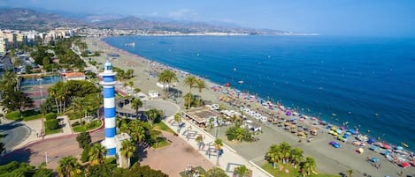 Una spiaggia nelle vicinanze