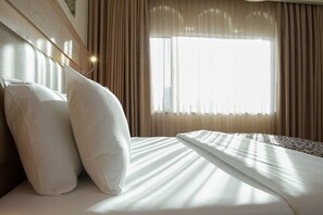 Junior Studio Suite | 1 bedroom, Egyptian cotton sheets, Select Comfort beds, minibar - Toledo Hotel (Amman)
