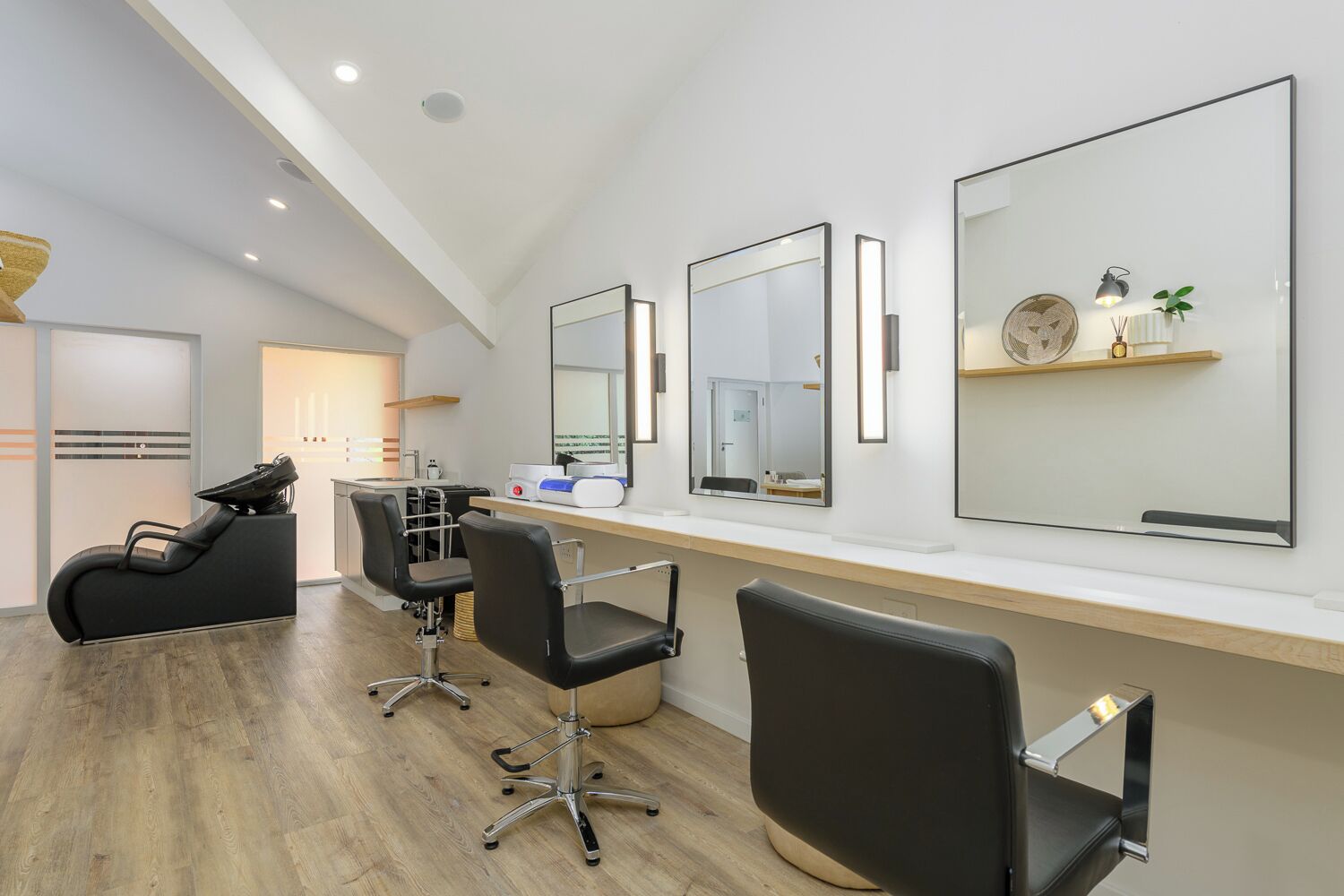 couples treatment room(s), body treatments, hydrotherapy, body wraps