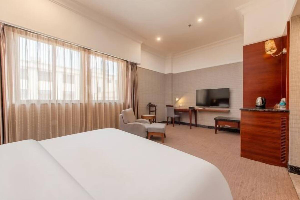 Internet, alarm clocks