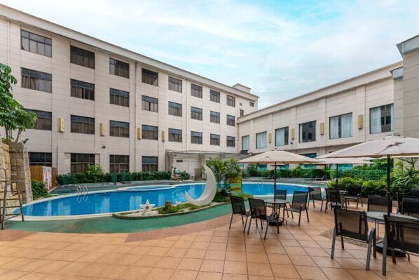 Alberca al aire libre