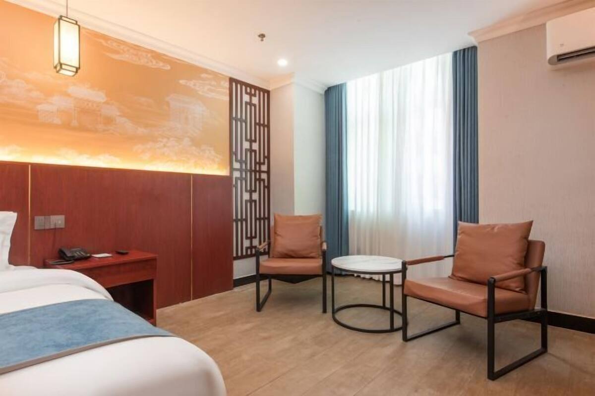 Internet, alarm clocks