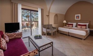TV - JAZ Makadi Saraya Resort (Makadi Bay)