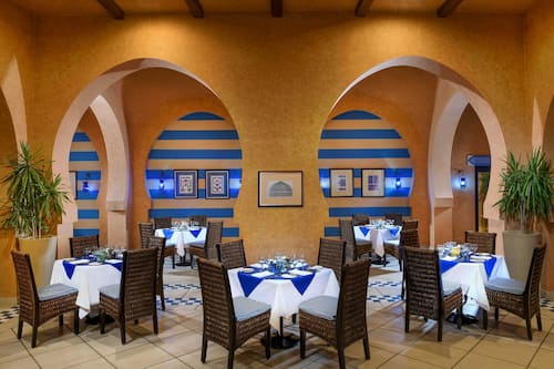 2 Restaurants, Frühstück, Mittagessen, Abendessen, internationale Küche