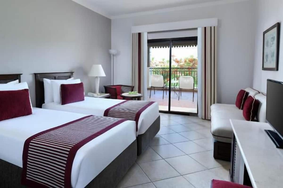 In-room safe, blackout drapes, bed sheets