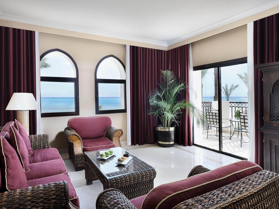 In-room safe, blackout drapes, bed sheets