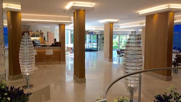 Bar en el lobby