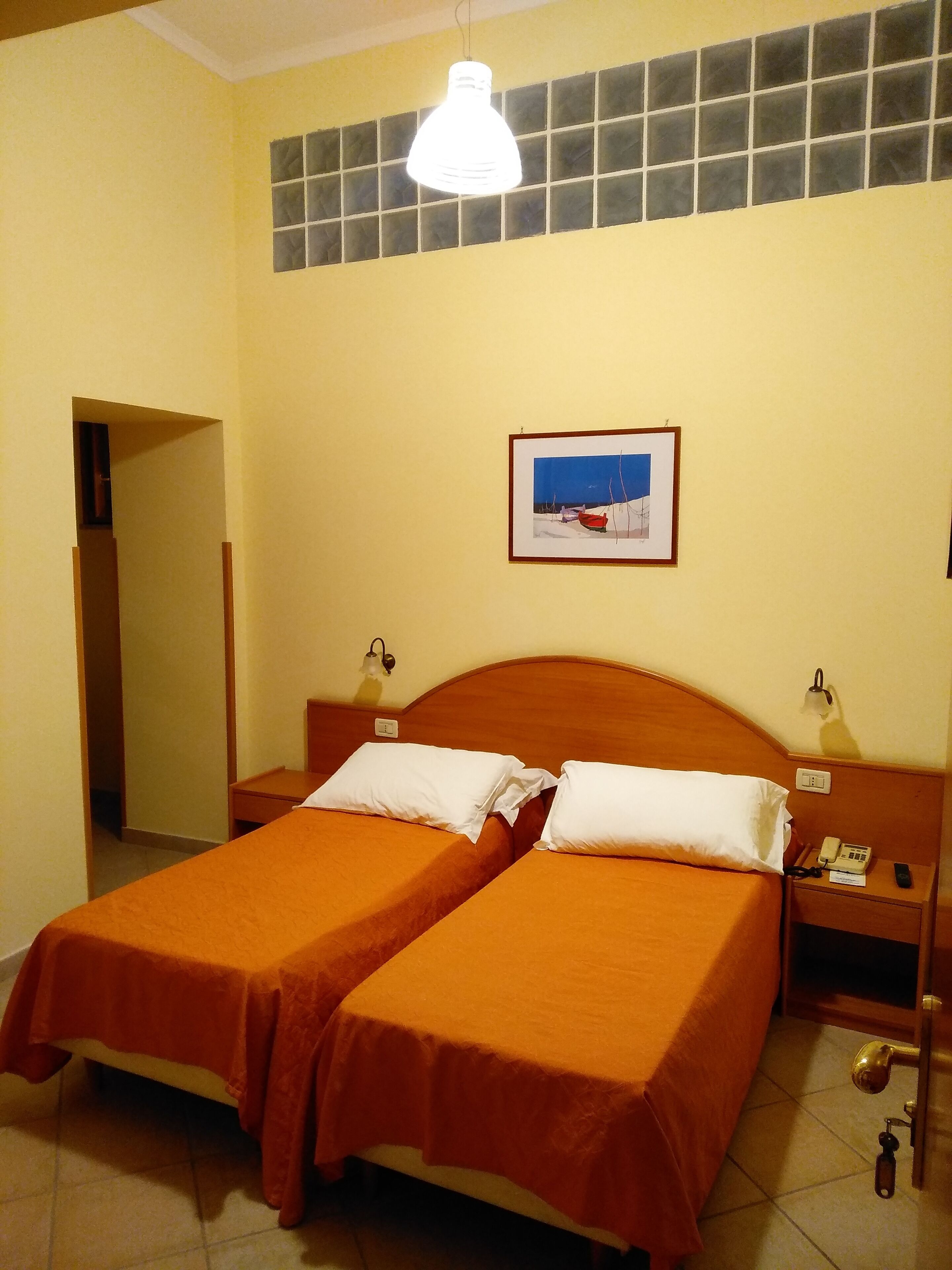 In-room safe, desk, WiFi (free), bed sheets