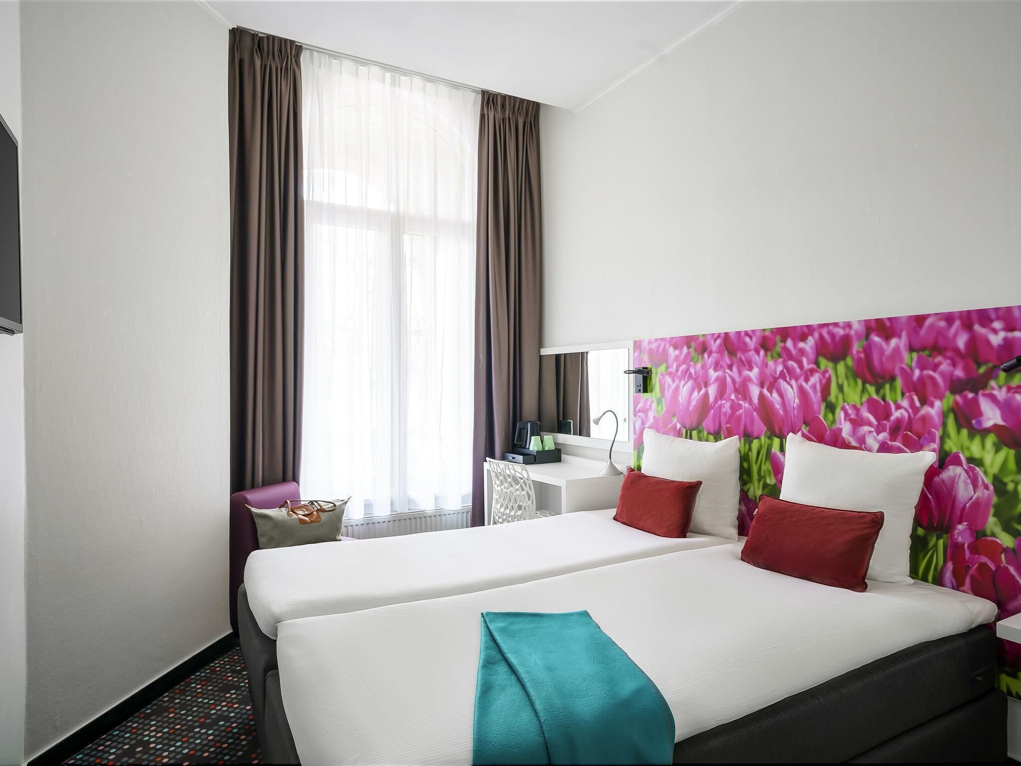 Twin Room, 2 Single Beds