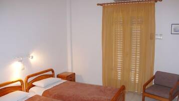 Free WiFi, bed sheets