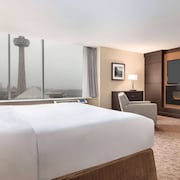 Wyndham Garden Niagara Falls Fallsview