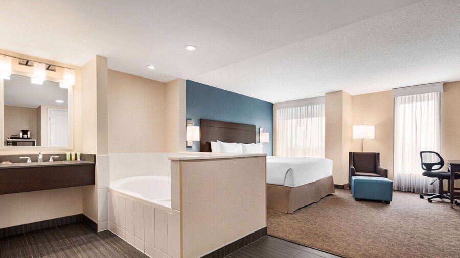 ウィンダム ガーデン ナイアガラ フォールズ フォールズビュー