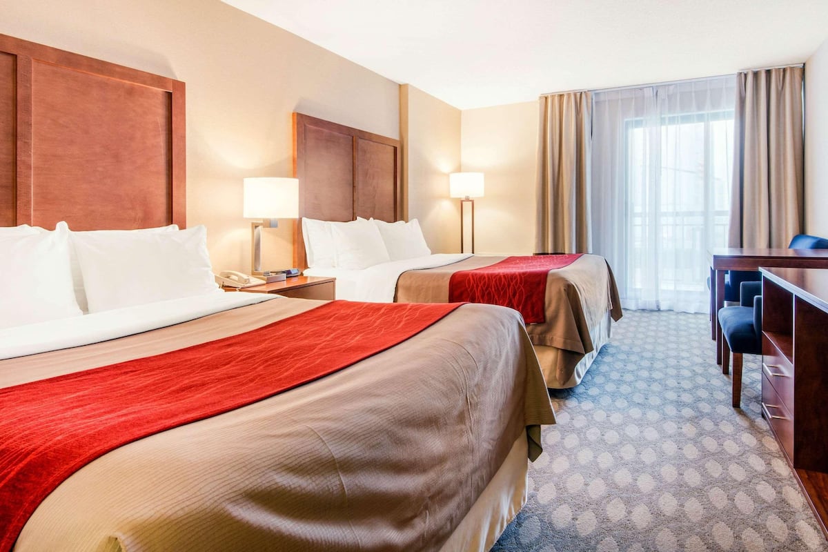 Premium bedding, pillow-top beds, minibar, desk