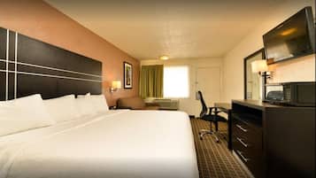 Iron/ironing board, free WiFi, bed sheets