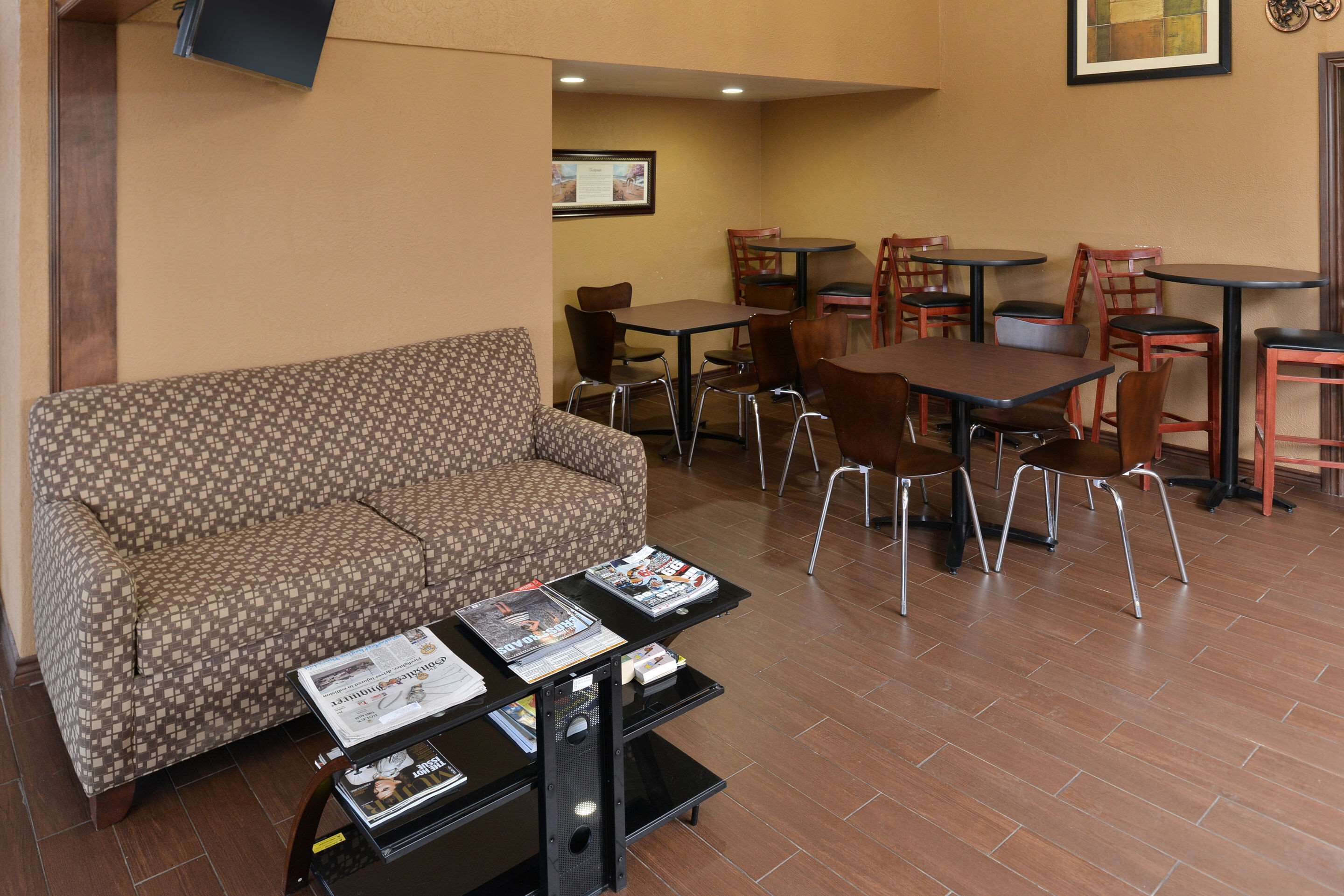 Café da manhã continental grátis