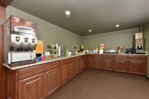 Free continental breakfast - Quality Inn Gonzales (Gonzales)