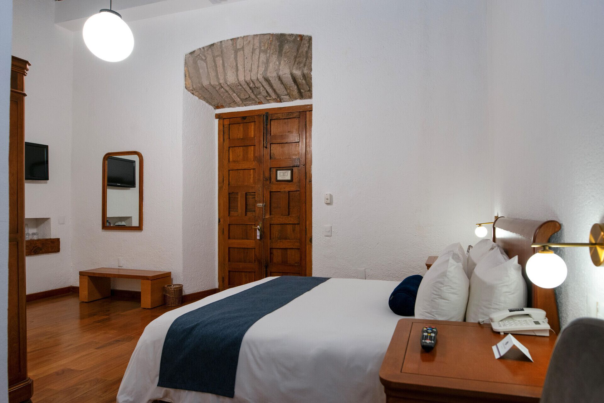 Egyptian cotton sheets, premium bedding, Select Comfort beds