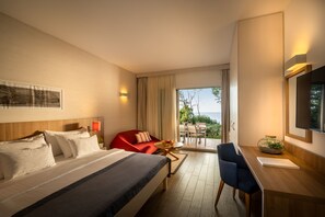 Villa for 2+2 Seaview - Villas | Minibar, in-room safe, desk, free WiFi - Isabella Island Hotel & Villas, Valamar Collection (Porec)