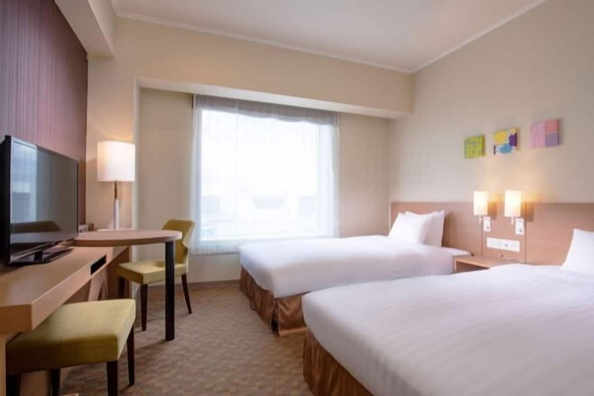 Desk, blackout curtains, iron/ironing board, free WiFi