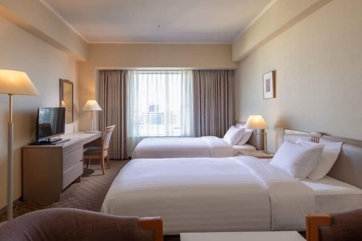 Desk, blackout curtains, iron/ironing board, free WiFi