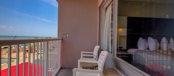 The Beach House Inn