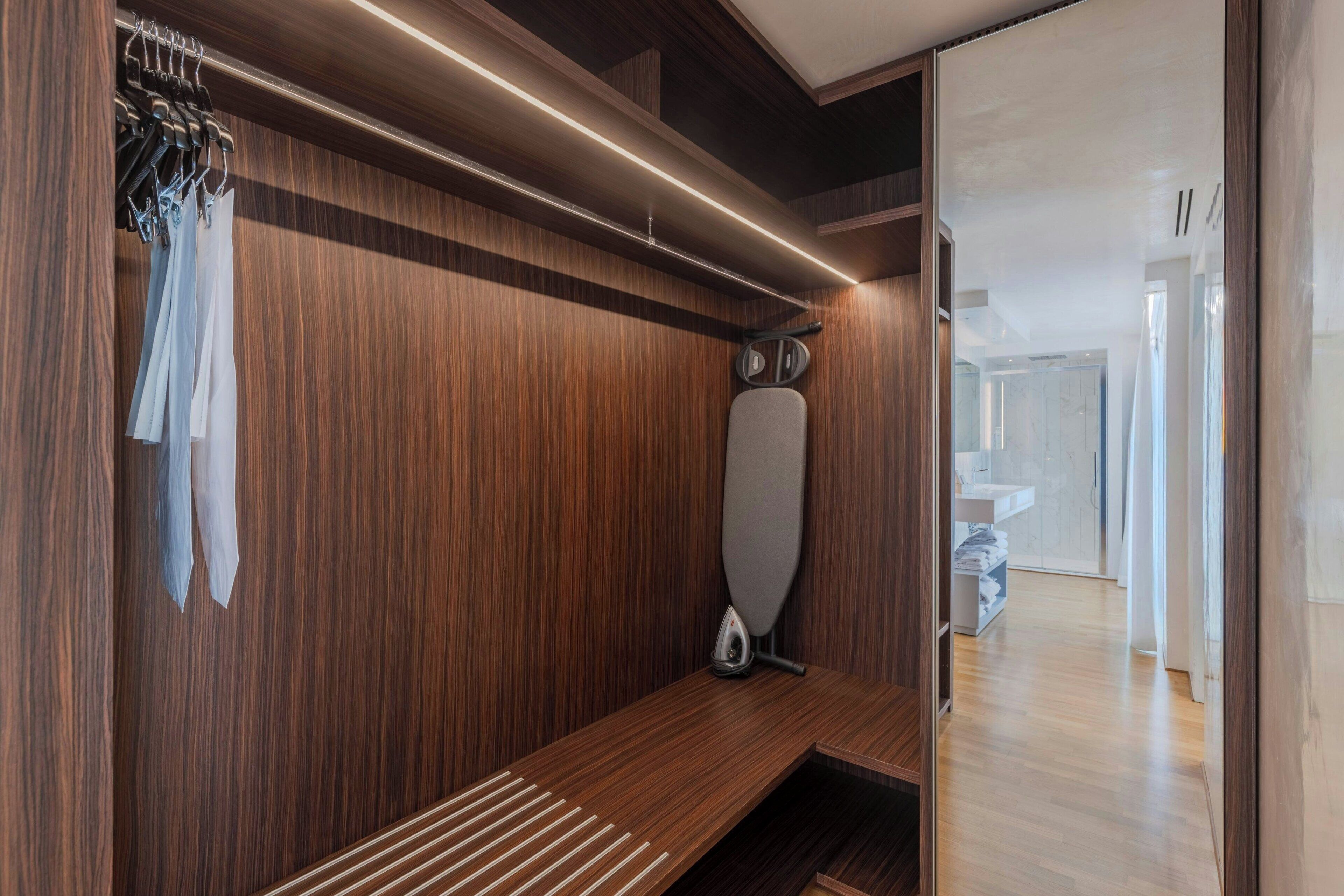 junior suite, 1 bedroom | premium bedding, in-room safe, desk, blackout curtains