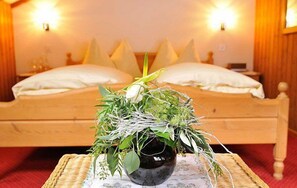 In-room safe, alarm clocks - Schutzen Lauterbrunnen (Lauterbrunnen)