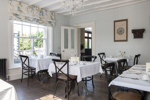 Bao gồm bữa sáng nấu theo yêu cầu