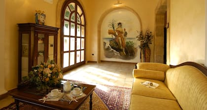 Il Podere Hotel Restaurant