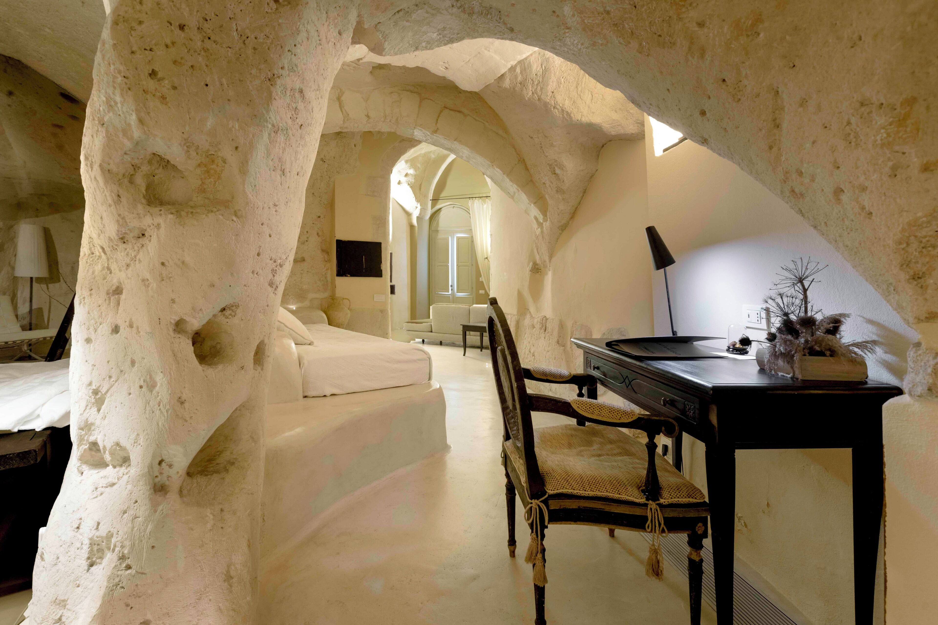 grotta superior patio | 1 bedroom, minibar, in-room safe, soundproofing