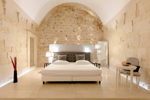 Gran Palazziata Panoramica | Minibar, in-room safe, soundproofing, iron/ironing board - Sant'Angelo, Matera (Matera)