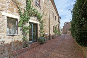 Property entrance - Albergo Scilla (Sorano)