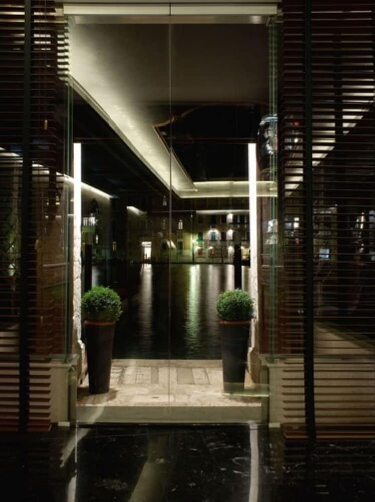 Hotel Palazzo Barbarigo, Venice by null