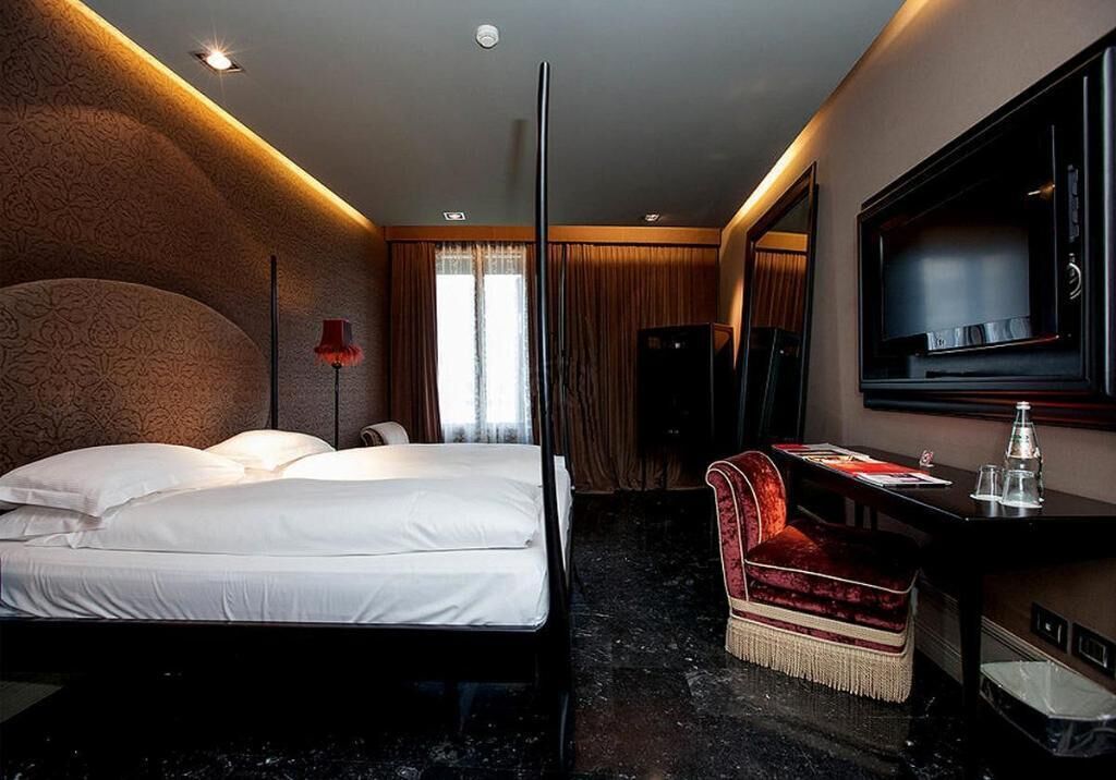 Couette en duvet d'oie, minibar, coffres-forts dans les chambres, bureau