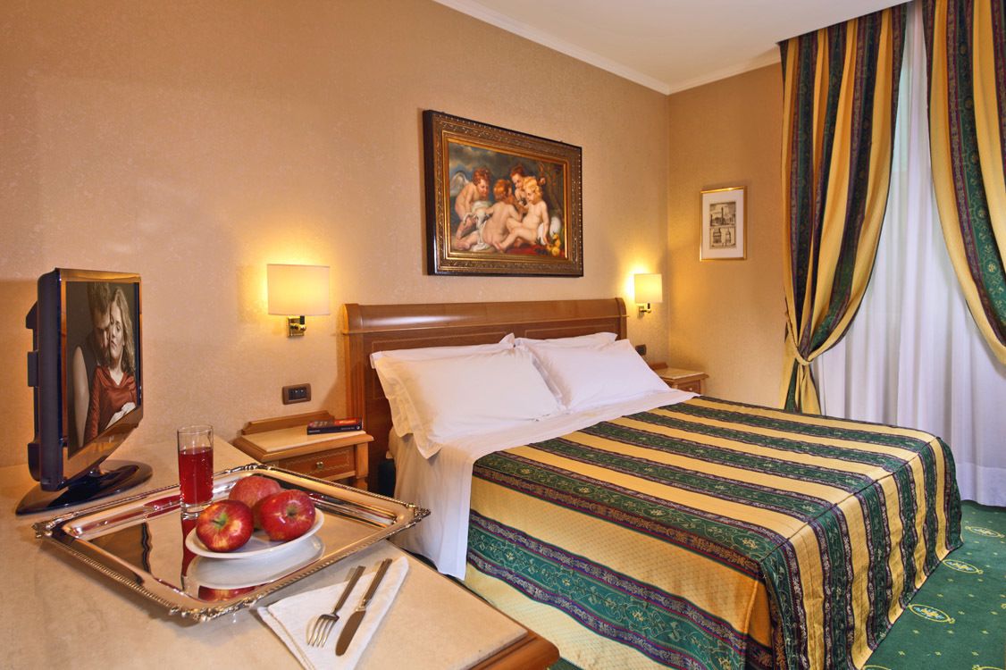 frette italian sheets, premium bedding, memory-foam beds, minibar