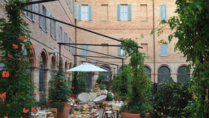 Uklassifisert bilde, 5 av 31, knapp