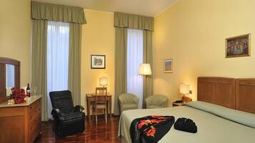 Minibar, in-room safe, desk, soundproofing