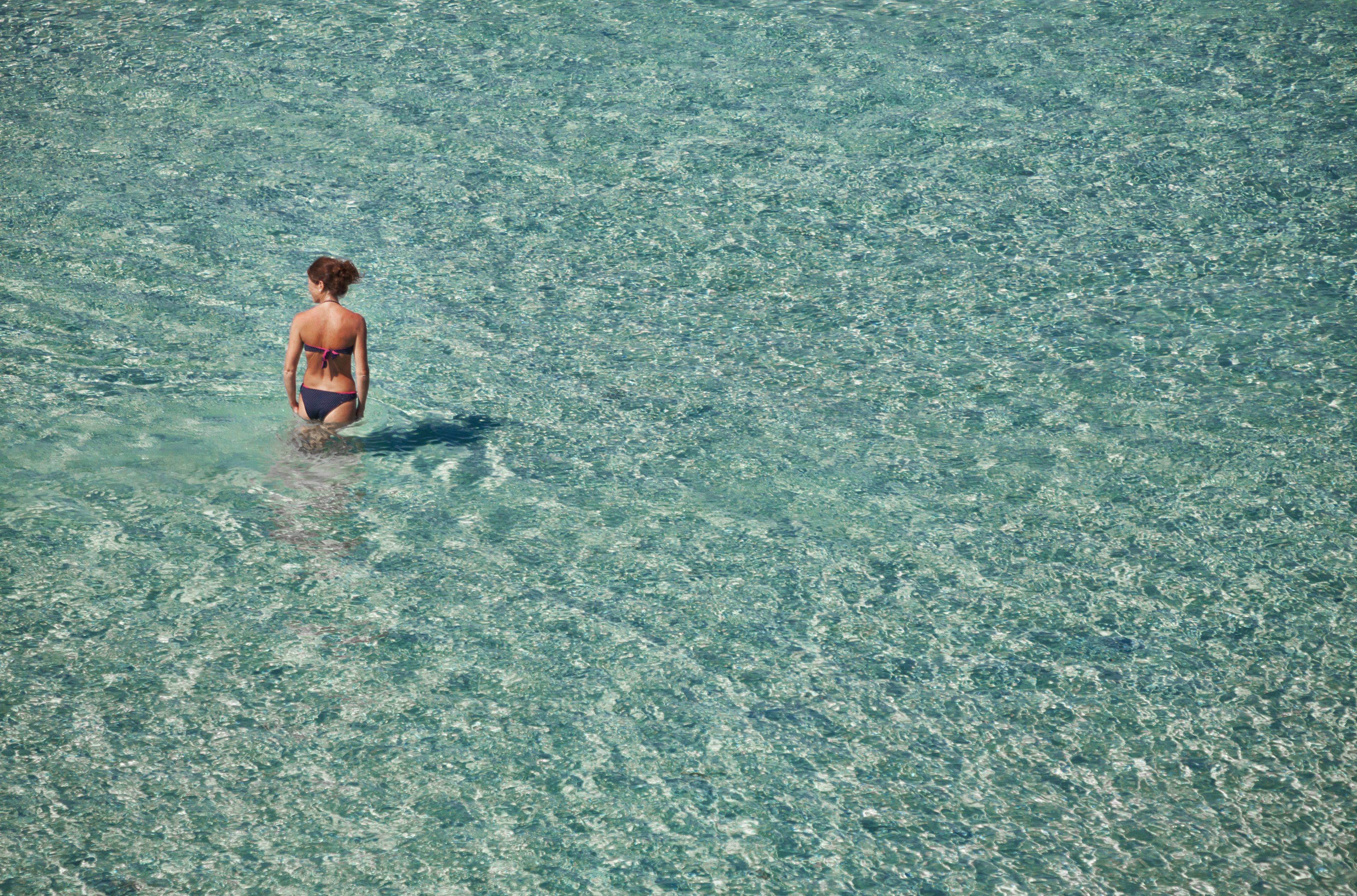 private beach, white sand, sun-loungers, beach umbrellas