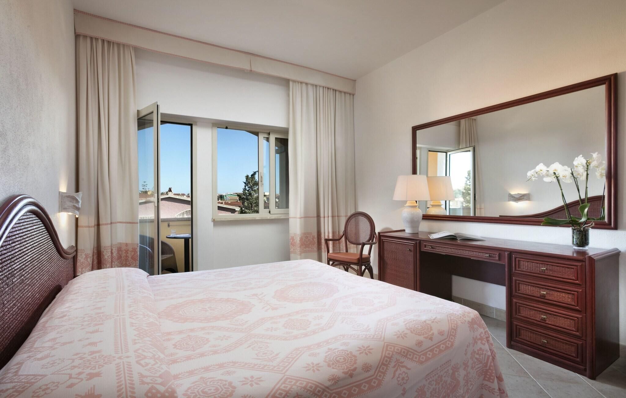 Minibar, in-room safe, desk, blackout curtains