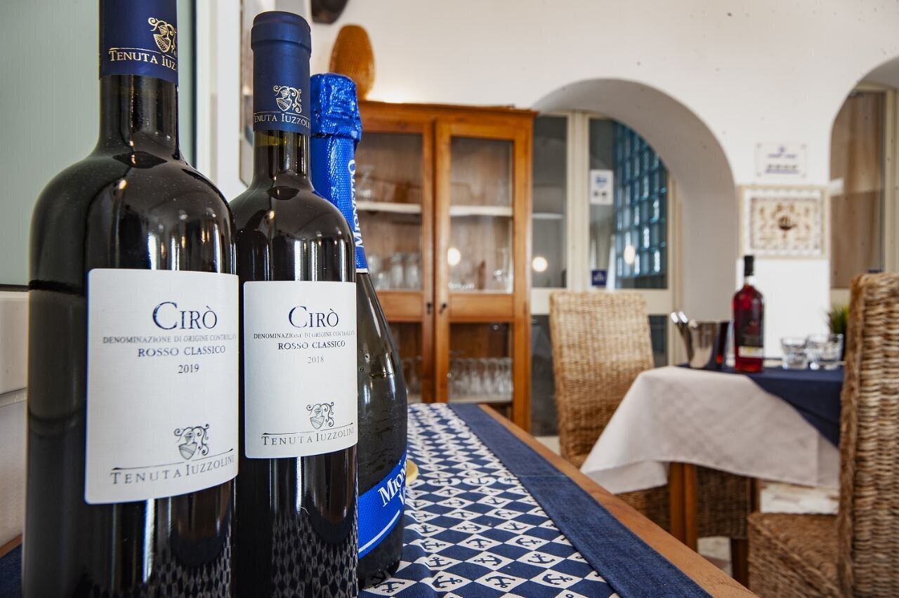 3 ristoranti; aperti a colazione, a pranzo e a cena