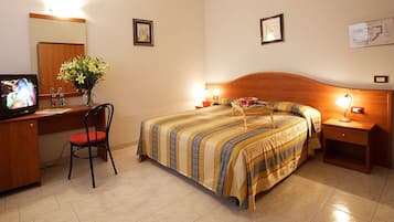 Doppelzimmer | Zimmersafe, Schreibtisch, schallisolierte Zimmer, kostenloses WLAN